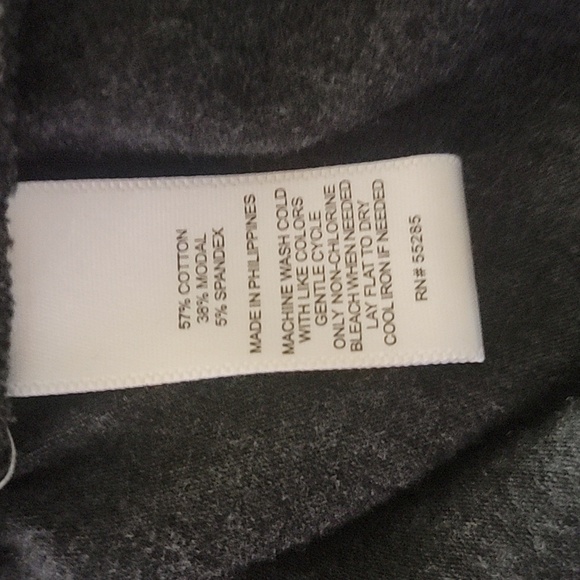 Express, Size S, Dark Gray Short Sleeved, Ruched Side Shirt, EUC - Picture 7 of 7